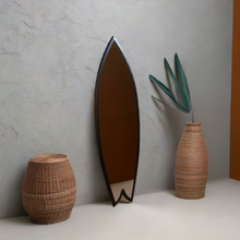 Carica l'immagine nel visualizzatore di Gallery, Specchiera "Whale Mirror" - size XL