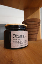 Load image into Gallery viewer, Candle "Ohana" - coconut, palm leaf, vanilla