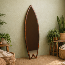 Carica l'immagine nel visualizzatore di Gallery, Specchiera "Wood Mirror" - size XL

